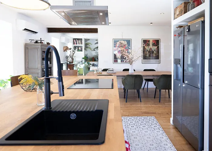 La Boca Noche D'hotes Et *