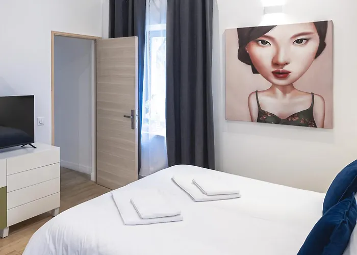 La Boca Noche D'hotes Et *